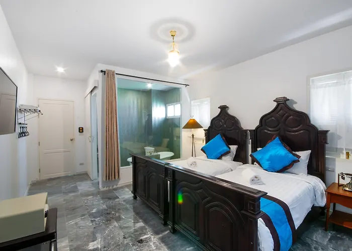 Dharasom' S Colonial House 3*