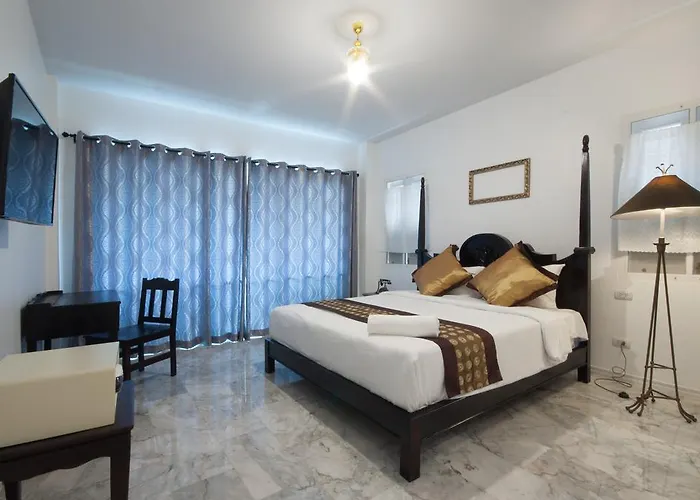 Dharasom' S Colonial House 3*